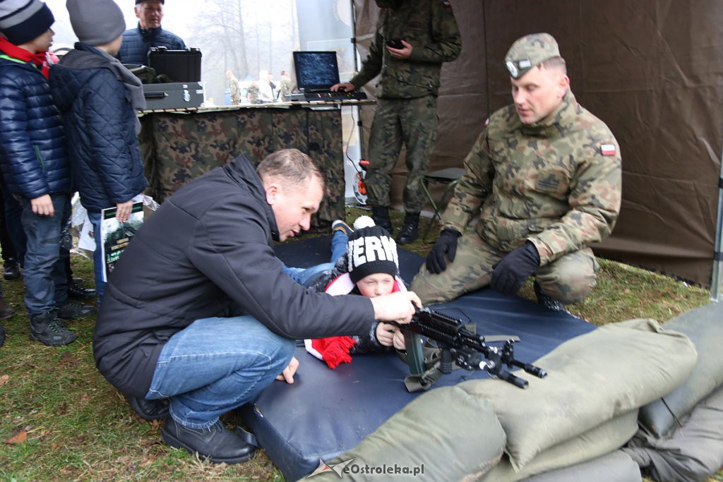 Ostrołęka: Trwa piknik militarny na Fortach Bema [10.11.2018] - zdjęcie #25 - eOstroleka.pl