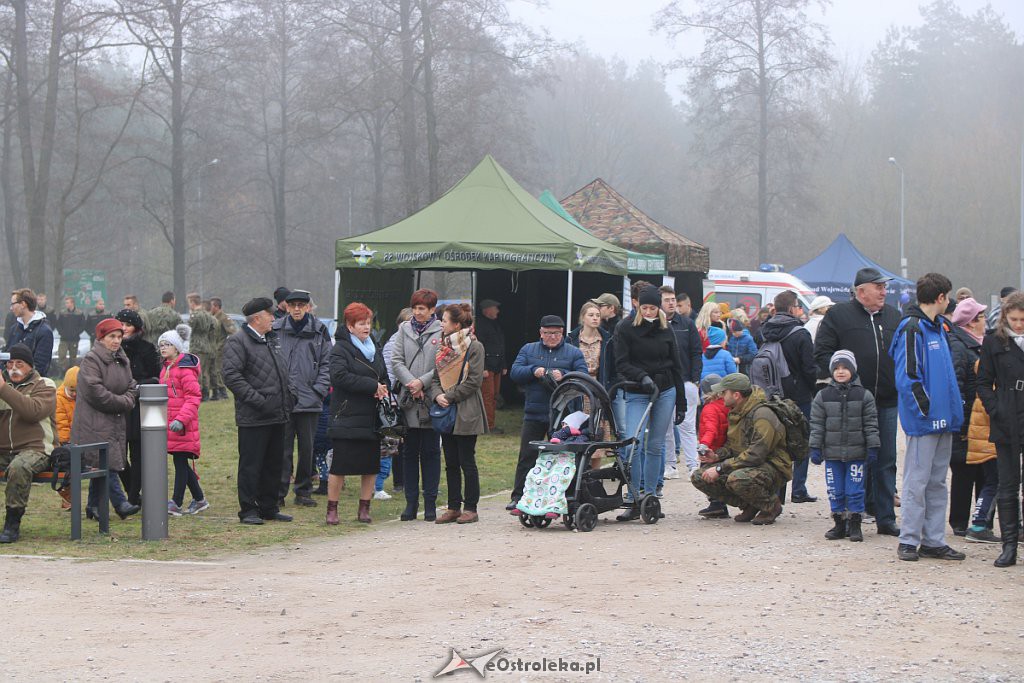 Ostrołęka: Trwa piknik militarny na Fortach Bema [10.11.2018] - zdjęcie #11 - eOstroleka.pl