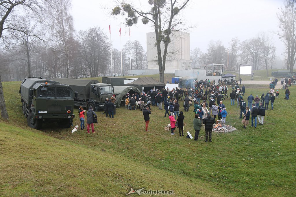 Ostrołęka: Trwa piknik militarny na Fortach Bema [10.11.2018] - zdjęcie #5 - eOstroleka.pl
