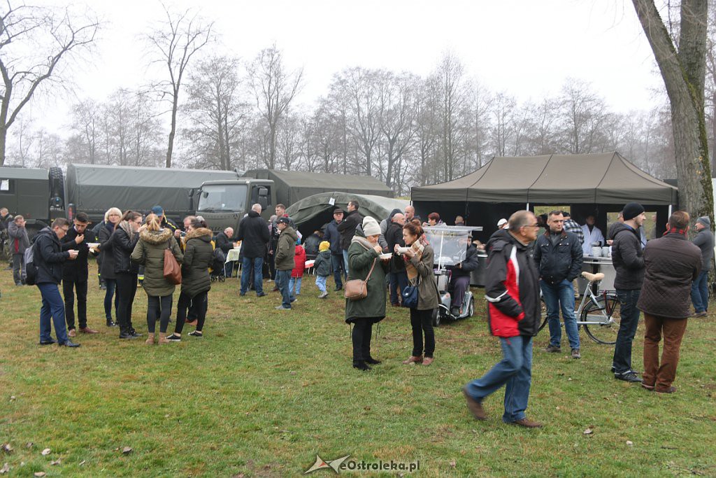 Ostrołęka: Trwa piknik militarny na Fortach Bema [10.11.2018] - zdjęcie #3 - eOstroleka.pl
