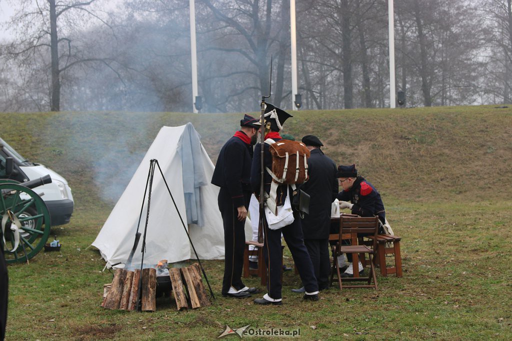 Ostrołęka: Trwa piknik militarny na Fortach Bema [10.11.2018] - zdjęcie #2 - eOstroleka.pl