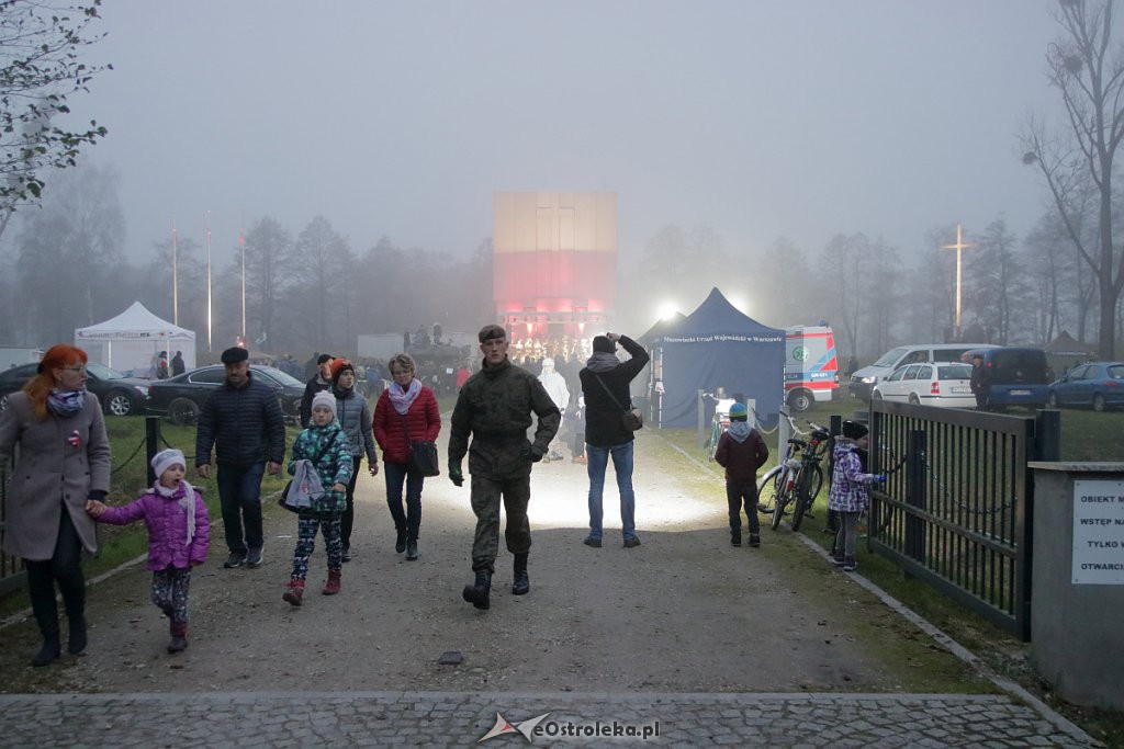 Capstrzyk Niepodległościowy na Fortach Bema [10.11.2018] - zdjęcie #1 - eOstroleka.pl