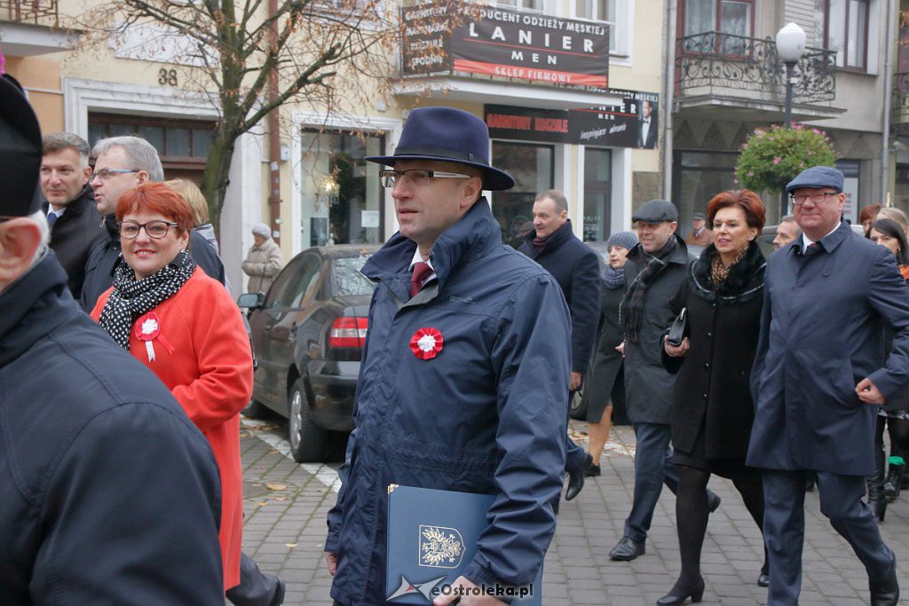 Święto Niepodległości 2018: Biało-czerwony marsz na ulicach Ostrołęki [11.11.2018] - zdjęcie #95 - eOstroleka.pl