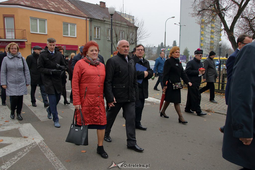 Święto Niepodległości 2018: Biało-czerwony marsz na ulicach Ostrołęki [11.11.2018] - zdjęcie #85 - eOstroleka.pl