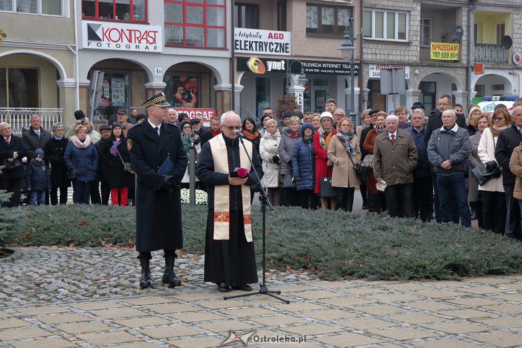 Święto Niepodległości 2018: Biało-czerwony marsz na ulicach Ostrołęki [11.11.2018] - zdjęcie #75 - eOstroleka.pl