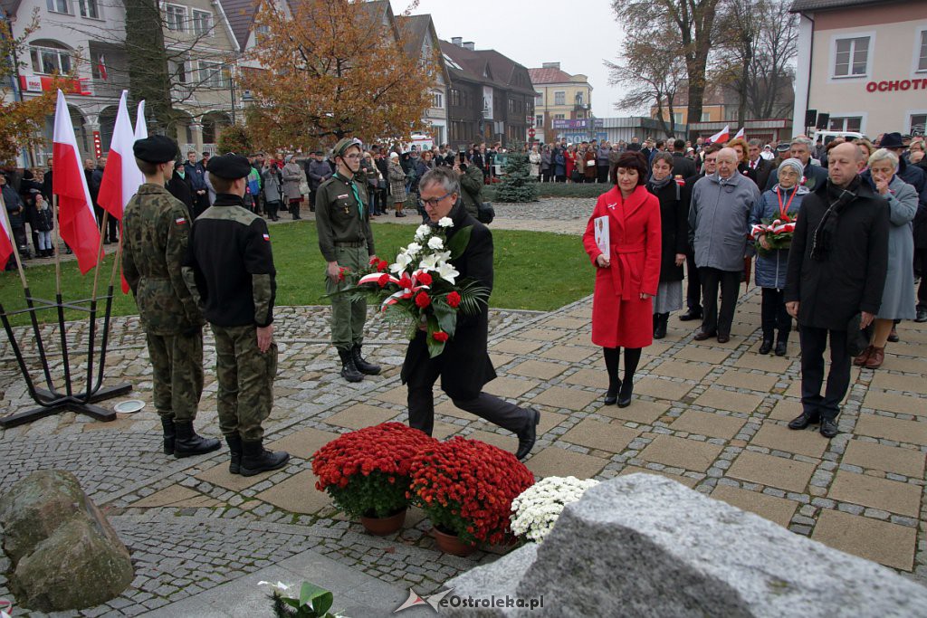 Święto Niepodległości 2018: Biało-czerwony marsz na ulicach Ostrołęki [11.11.2018] - zdjęcie #48 - eOstroleka.pl