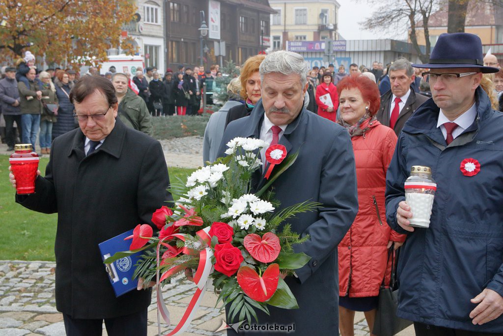 Święto Niepodległości 2018: Biało-czerwony marsz na ulicach Ostrołęki [11.11.2018] - zdjęcie #43 - eOstroleka.pl