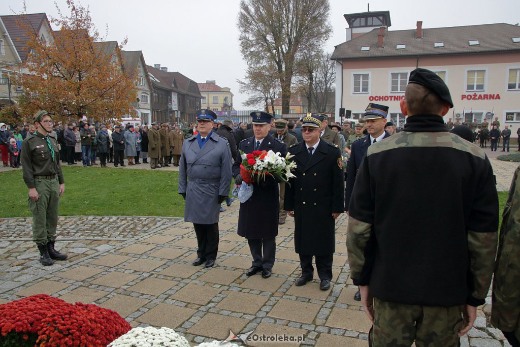 Święto Niepodległości 2018: Biało-czerwony marsz na ulicach Ostrołęki [11.11.2018] - zdjęcie #24 - eOstroleka.pl
