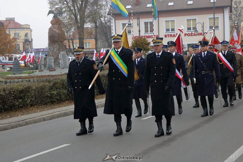 Święto Niepodległości 2018: Biało-czerwony marsz na ulicach Ostrołęki [11.11.2018] - zdjęcie #25 - eOstroleka.pl