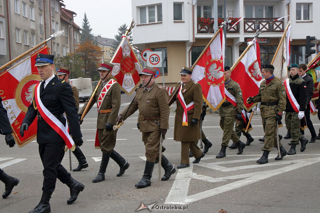 Święto Niepodległości 2018: Biało-czerwony marsz na ulicach Ostrołęki [11.11.2018] - zdjęcie #121 - eOstroleka.pl
