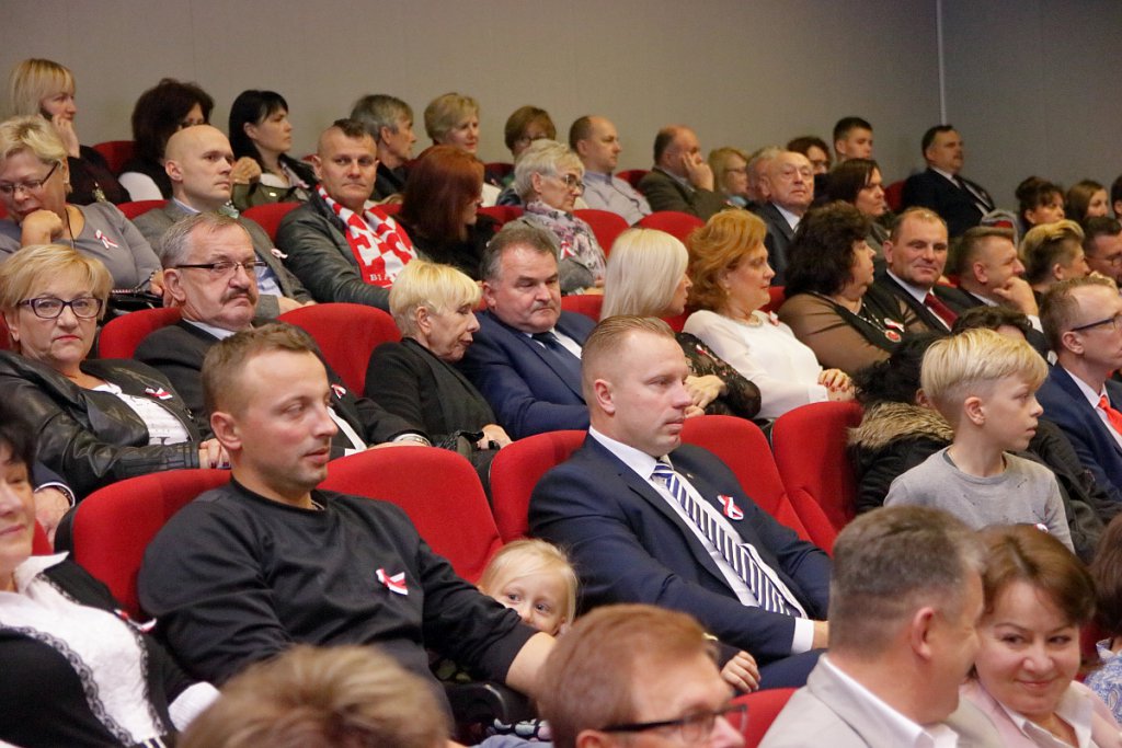 Uroczysta sesja Rady Miasta Ostrołęki [11.11.2018] - zdjęcie #23 - eOstroleka.pl