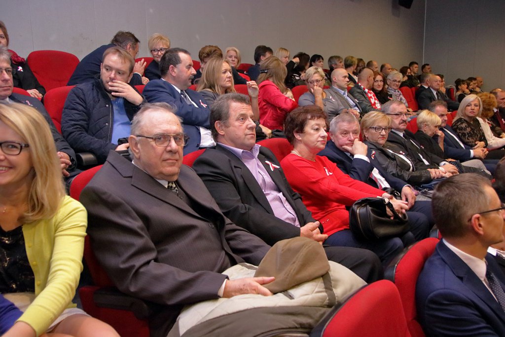 Uroczysta sesja Rady Miasta Ostrołęki [11.11.2018] - zdjęcie #28 - eOstroleka.pl