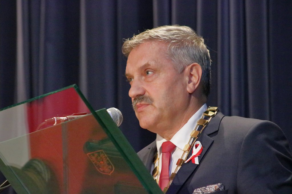 Uroczysta sesja Rady Miasta Ostrołęki [11.11.2018] - zdjęcie #84 - eOstroleka.pl