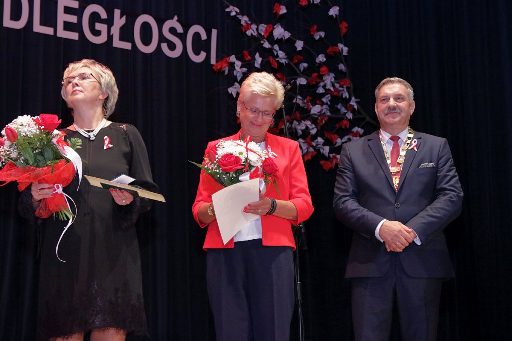Uroczysta sesja Rady Miasta Ostrołęki [11.11.2018] - zdjęcie #107 - eOstroleka.pl