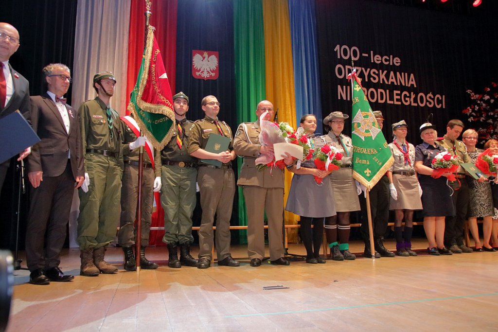 Uroczysta sesja Rady Miasta Ostrołęki [11.11.2018] - zdjęcie #30 - eOstroleka.pl