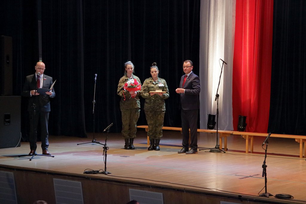 Uroczysta sesja Rady Miasta Ostrołęki [11.11.2018] - zdjęcie #21 - eOstroleka.pl