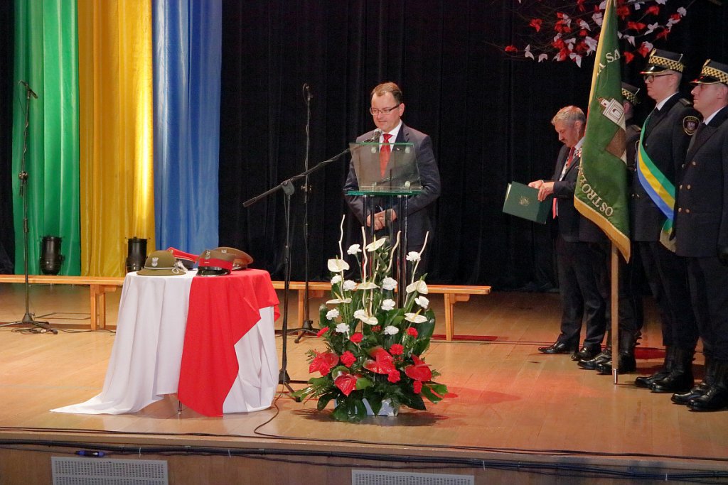 Uroczysta sesja Rady Miasta Ostrołęki [11.11.2018] - zdjęcie #18 - eOstroleka.pl
