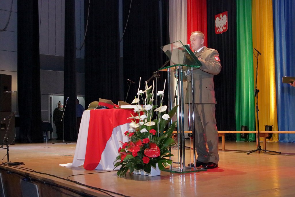 Uroczysta sesja Rady Miasta Ostrołęki [11.11.2018] - zdjęcie #9 - eOstroleka.pl