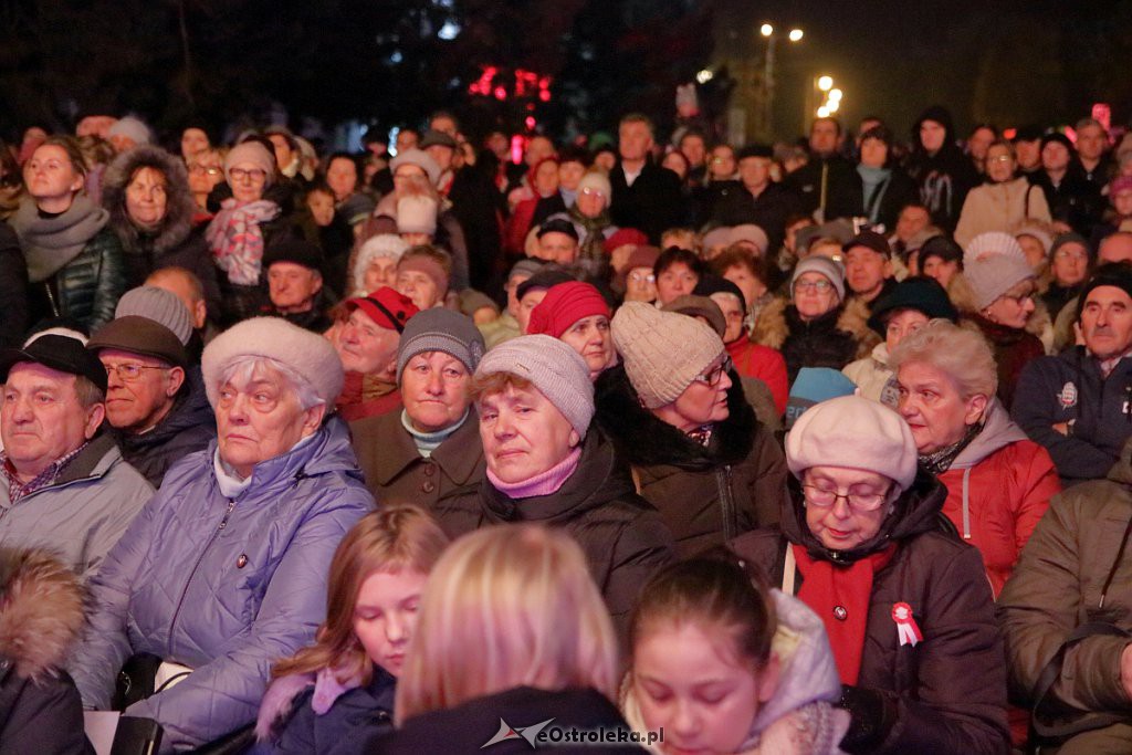 Ostrołęka zaśpiewała dla Niepodległej [11.11.2018] - zdjęcie #37 - eOstroleka.pl