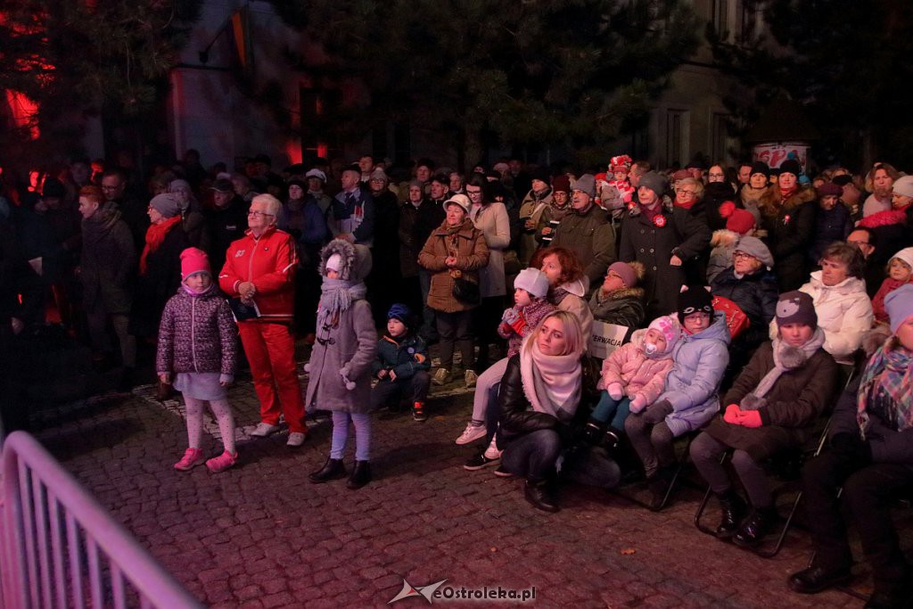 Ostrołęka zaśpiewała dla Niepodległej [11.11.2018] - zdjęcie #39 - eOstroleka.pl