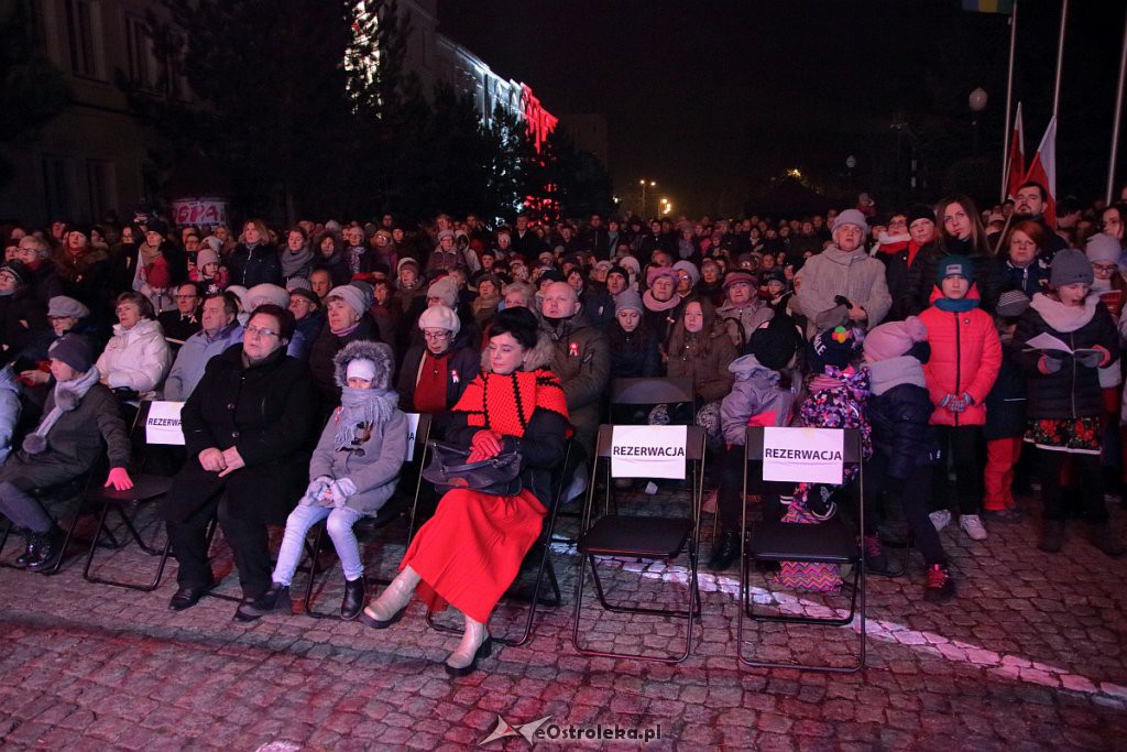 Ostrołęka zaśpiewała dla Niepodległej [11.11.2018] - zdjęcie #22 - eOstroleka.pl