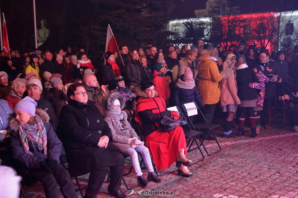Ostrołęka zaśpiewała dla Niepodległej [11.11.2018] - zdjęcie #56 - eOstroleka.pl