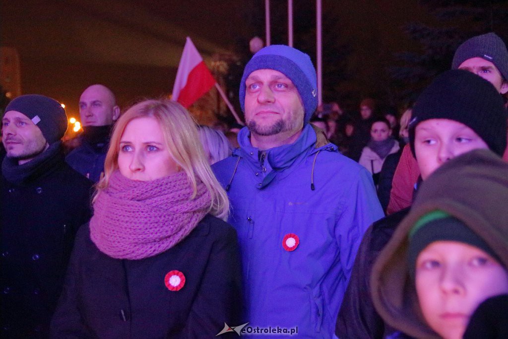 Ostrołęka z Fortecą zaśpiewała dla Niepodległej [11.11.2018] - zdjęcie #36 - eOstroleka.pl