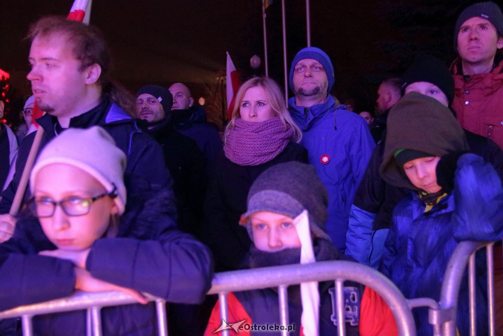 Ostrołęka z Fortecą zaśpiewała dla Niepodległej [11.11.2018] - zdjęcie #39 - eOstroleka.pl
