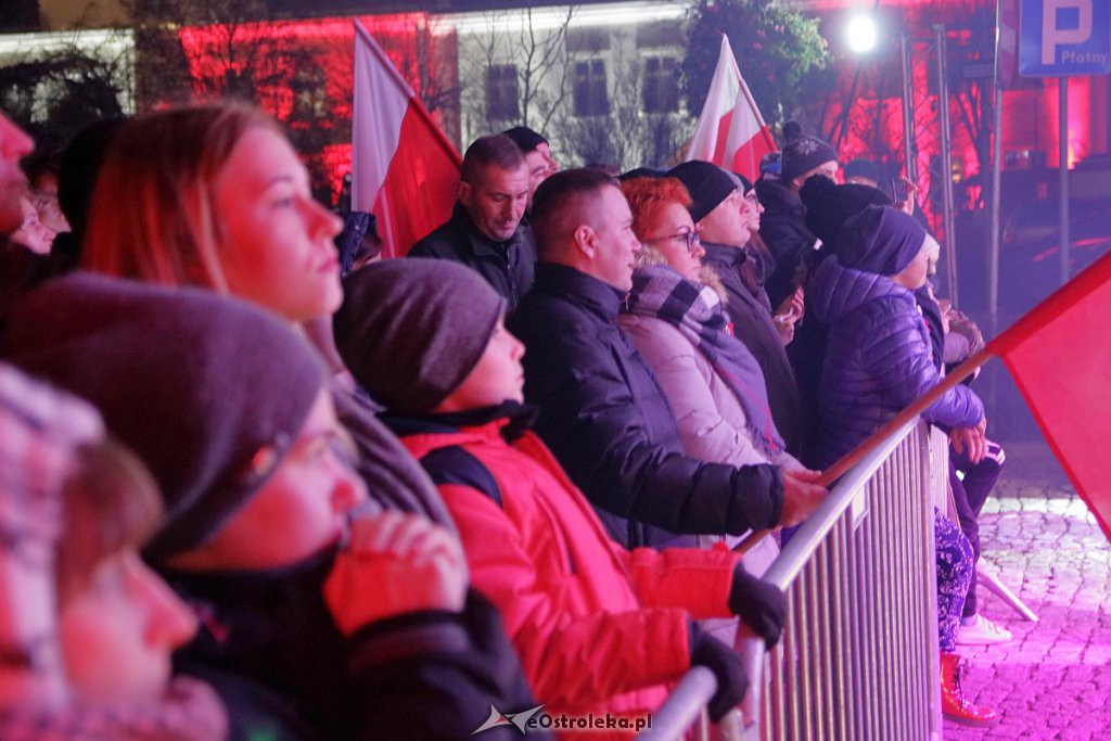 Ostrołęka z Fortecą zaśpiewała dla Niepodległej [11.11.2018] - zdjęcie #49 - eOstroleka.pl