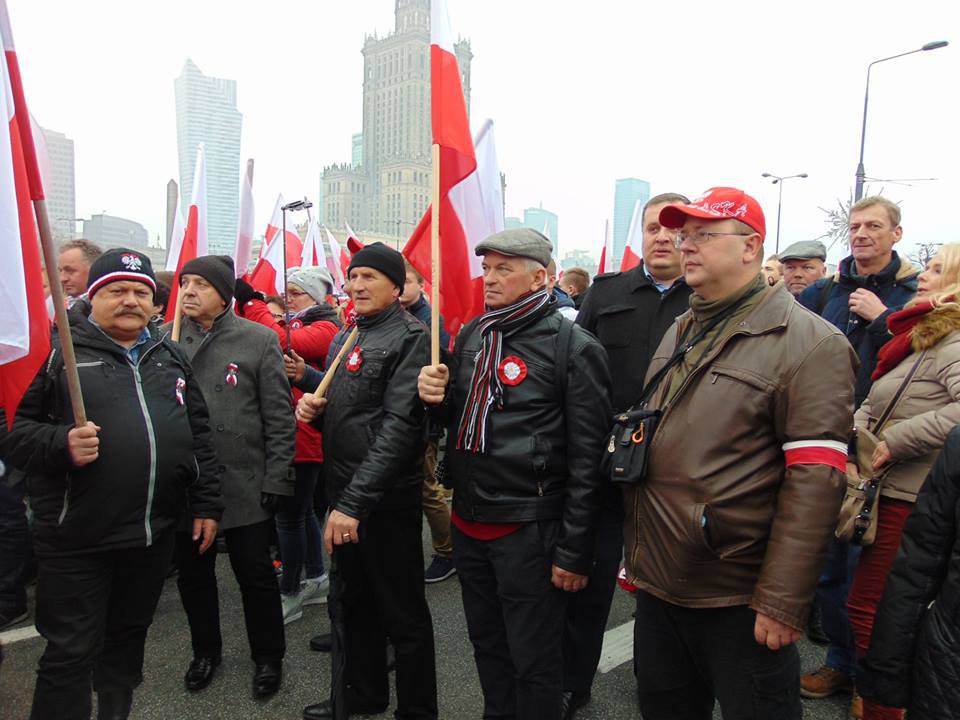Ostrołęczanie na Marszu Niepodległości 2018 [11.11.2018] - zdjęcie #3 - eOstroleka.pl