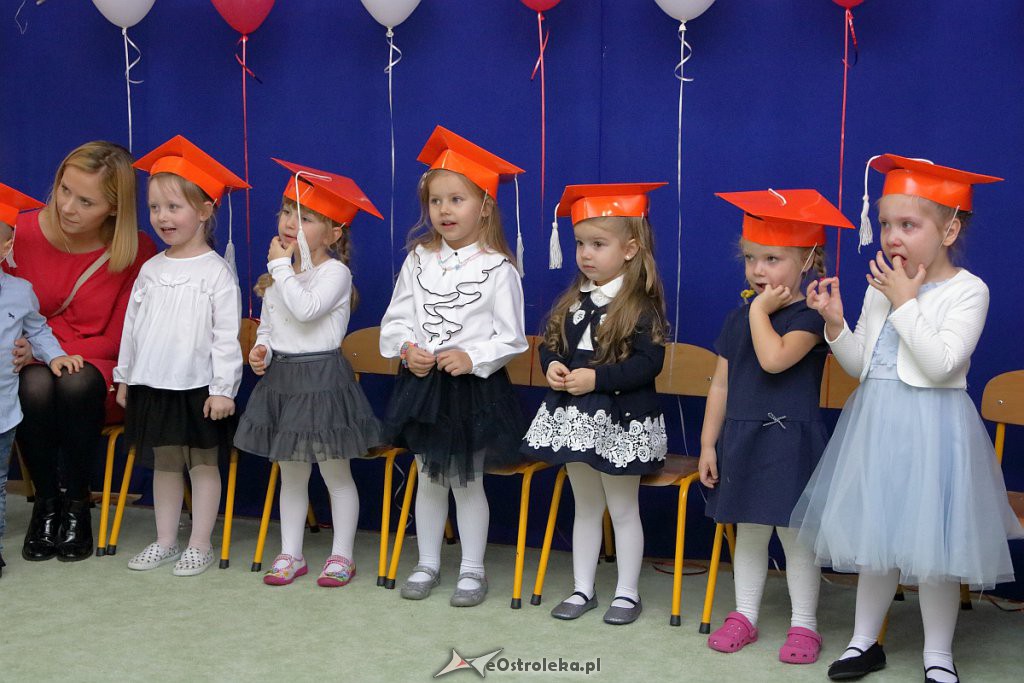 Pasowanie na przedszkolaka w Krainie Misiów [18.11.2018] - zdjęcie #8 - eOstroleka.pl