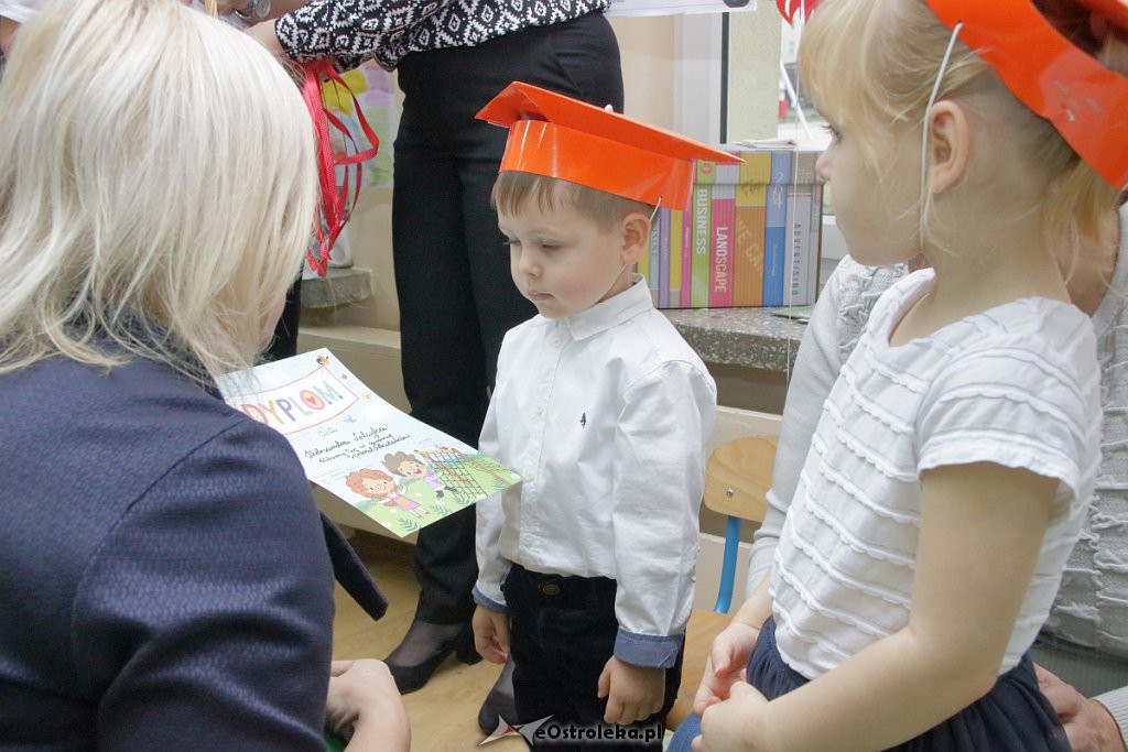Pasowanie na przedszkolaka w Krainie Misiów [18.11.2018] - zdjęcie #84 - eOstroleka.pl