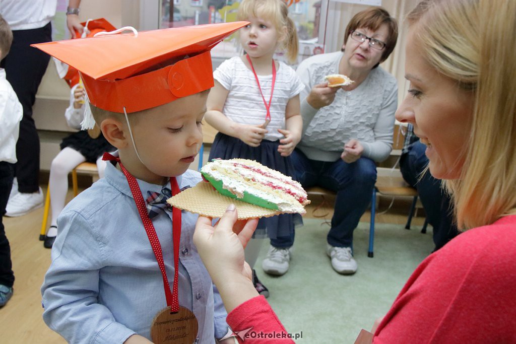 Pasowanie na przedszkolaka w Krainie Misiów [18.11.2018] - zdjęcie #117 - eOstroleka.pl
