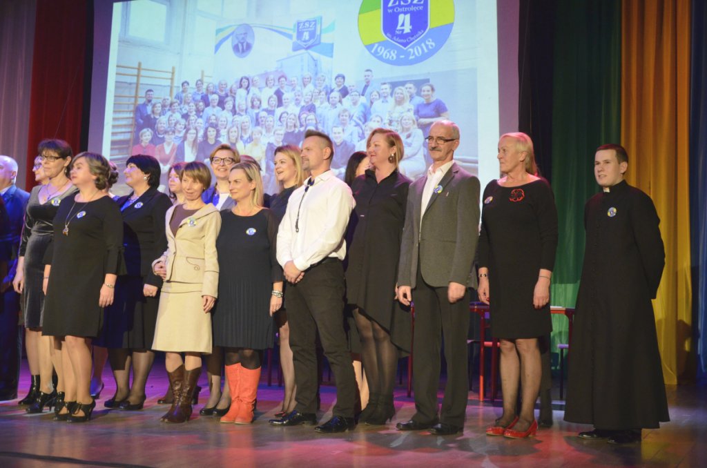 Jubileusz 50-lecia istnienia ZSZ nr 4 [15.11.2018] - zdjęcie #50 - eOstroleka.pl