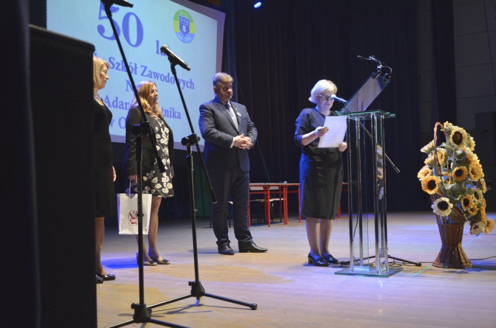 Jubileusz 50-lecia istnienia ZSZ nr 4 [15.11.2018] - zdjęcie #2 - eOstroleka.pl