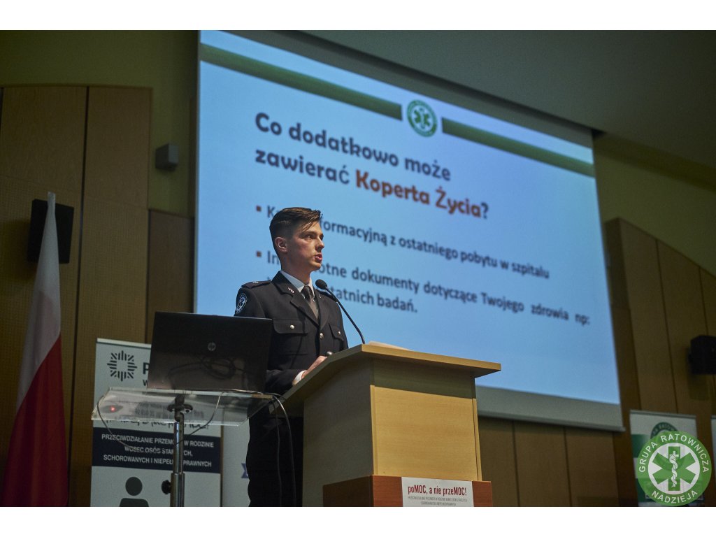 Konferencja „Bezpieczny Senior – Świadomy Senior” i start aplikacji Senior Alert - zdjęcie #23 - eOstroleka.pl