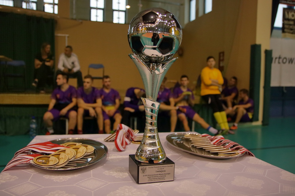 Turniej piłki halowej [27.11.2018] - zdjęcie #4 - eOstroleka.pl