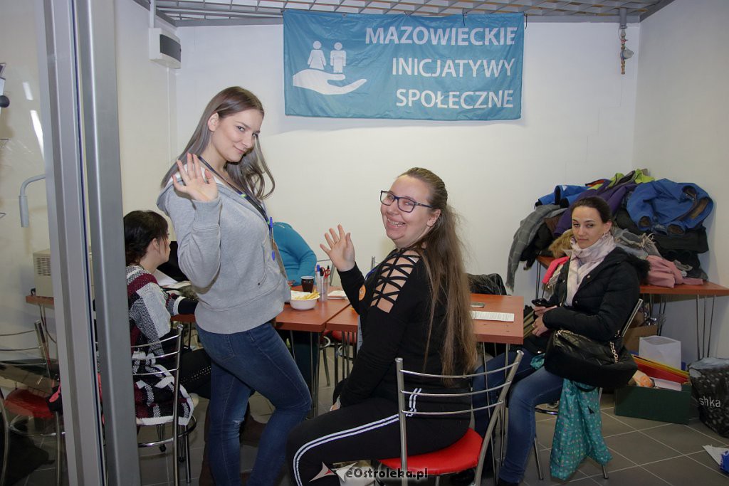Świąteczna Zbiórka Żywności 2018 - dzień I [30.11.2018] - zdjęcie #51 - eOstroleka.pl