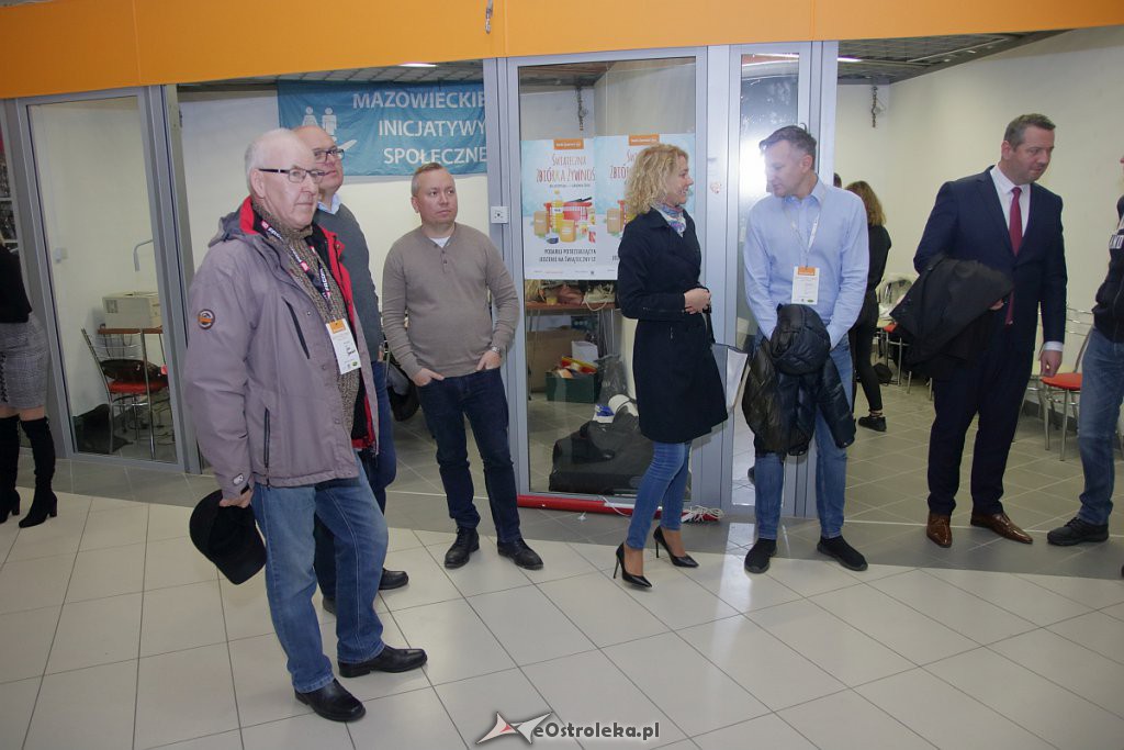 Świąteczna Zbiórka Żywności 2018 - dzień I [30.11.2018] - zdjęcie #31 - eOstroleka.pl