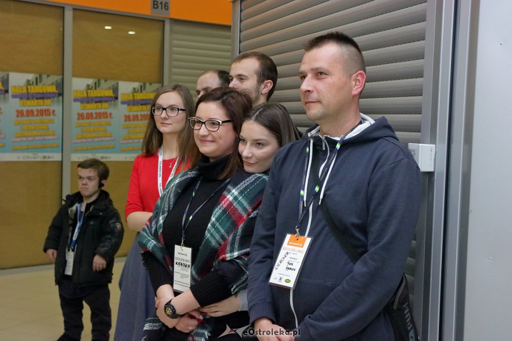 Świąteczna Zbiórka Żywności 2018 - dzień I [30.11.2018] - zdjęcie #14 - eOstroleka.pl