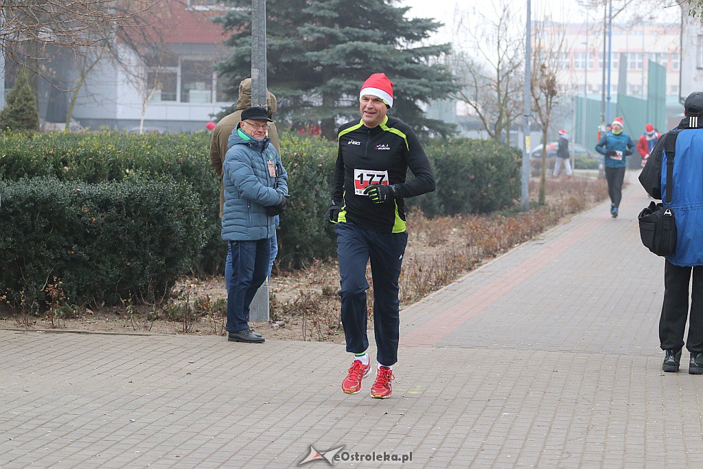 Rodzinny Bieg Mikołajkowy [02.12.2018] - zdjęcie #107 - eOstroleka.pl