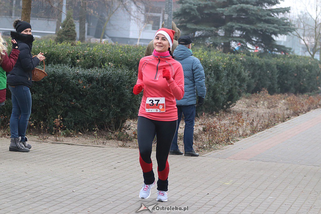 Rodzinny Bieg Mikołajkowy [02.12.2018] - zdjęcie #65 - eOstroleka.pl