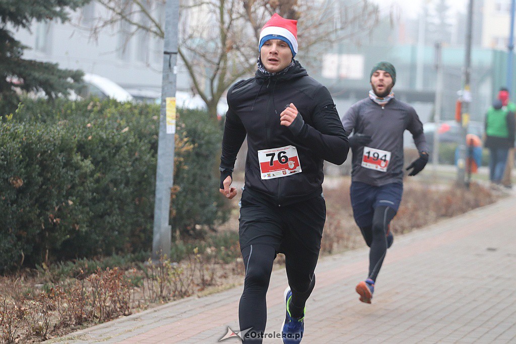 Rodzinny Bieg Mikołajkowy [02.12.2018] - zdjęcie #23 - eOstroleka.pl