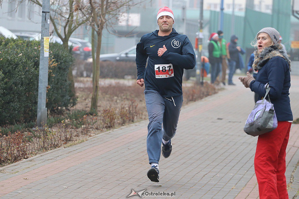 Rodzinny Bieg Mikołajkowy [02.12.2018] - zdjęcie #19 - eOstroleka.pl