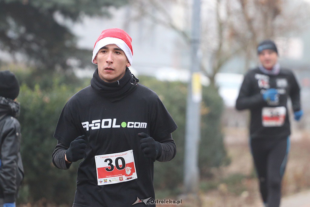 Rodzinny Bieg Mikołajkowy [02.12.2018] - zdjęcie #8 - eOstroleka.pl