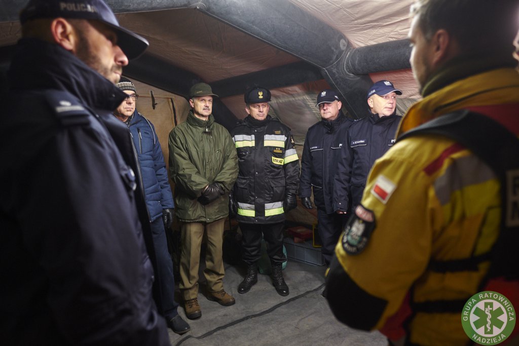 Ćwiczenia służb ratowniczych pod Nowogrodem [03.12.2018] - zdjęcie #7 - eOstroleka.pl