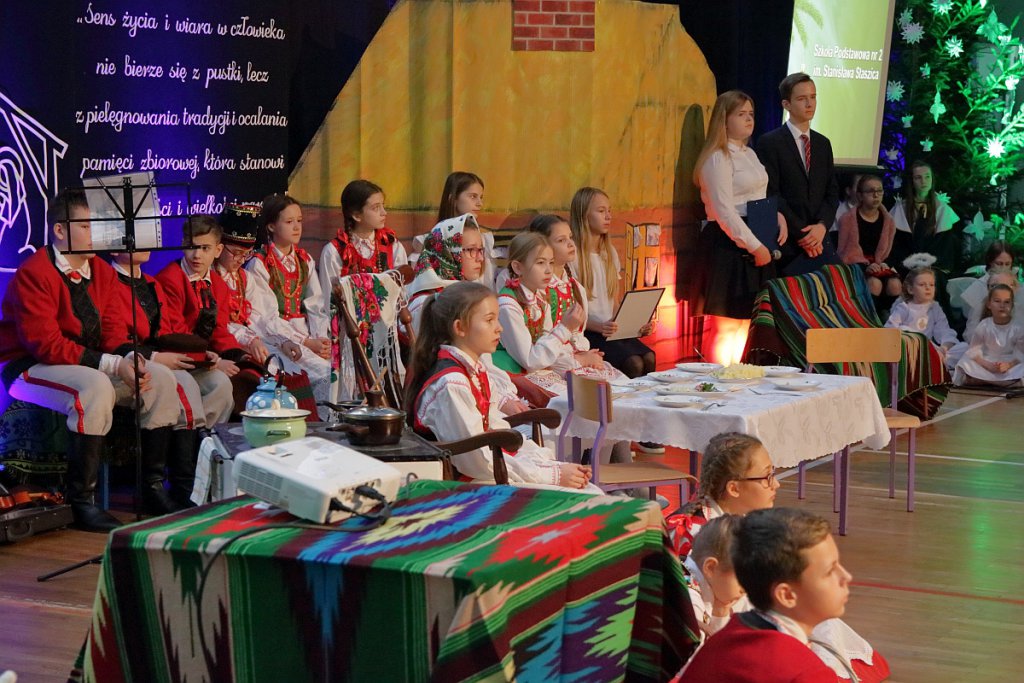 W SP 2 o zwyczajach świątecznych na Kurpiach [07.12.2018] - zdjęcie #44 - eOstroleka.pl