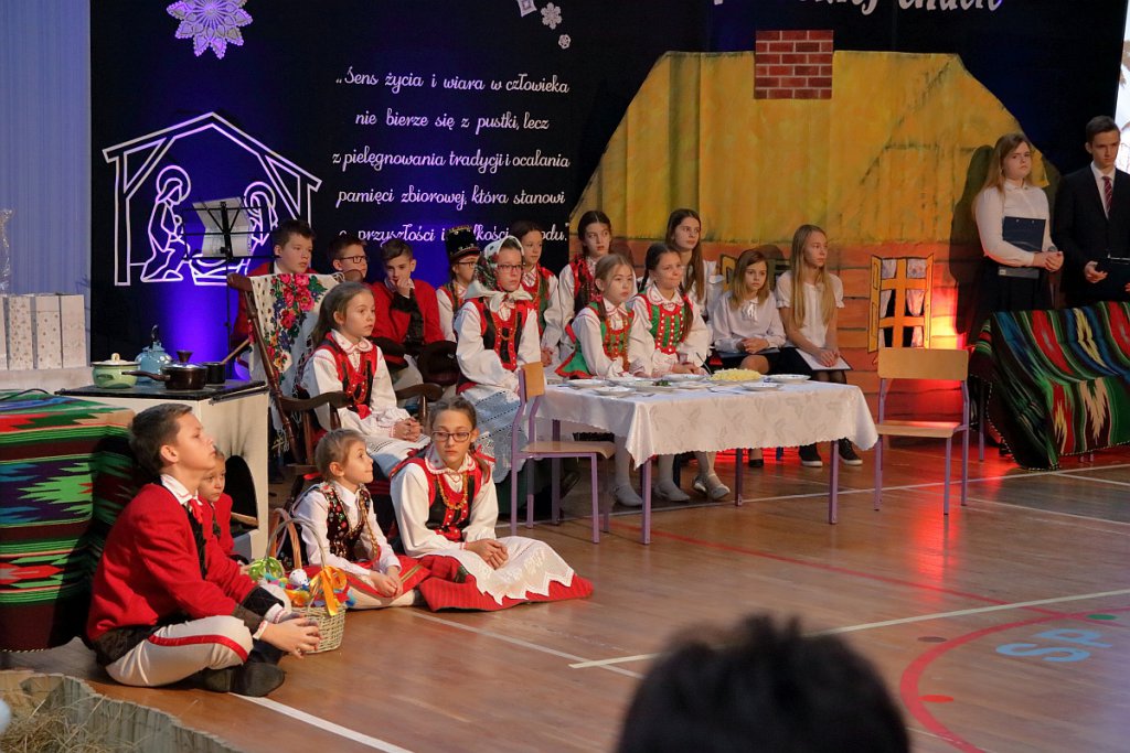 W SP 2 o zwyczajach świątecznych na Kurpiach [07.12.2018] - zdjęcie #53 - eOstroleka.pl