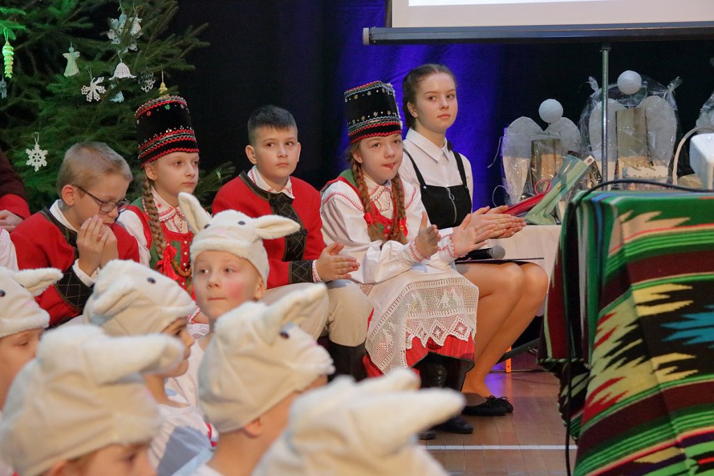 W SP 2 o zwyczajach świątecznych na Kurpiach [07.12.2018] - zdjęcie #58 - eOstroleka.pl