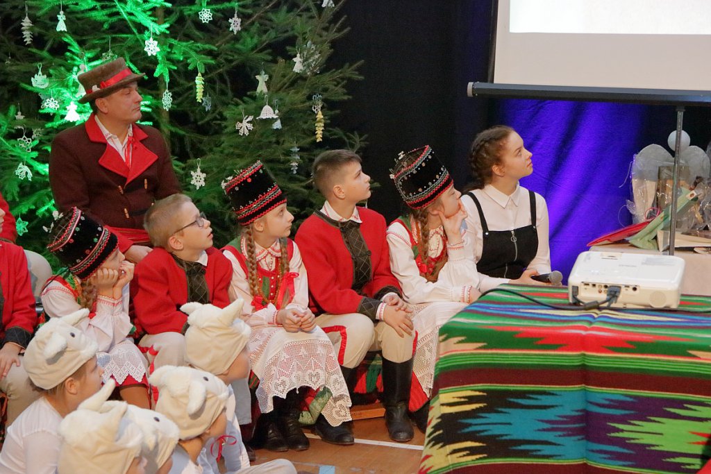 W SP 2 o zwyczajach świątecznych na Kurpiach [07.12.2018] - zdjęcie #2 - eOstroleka.pl